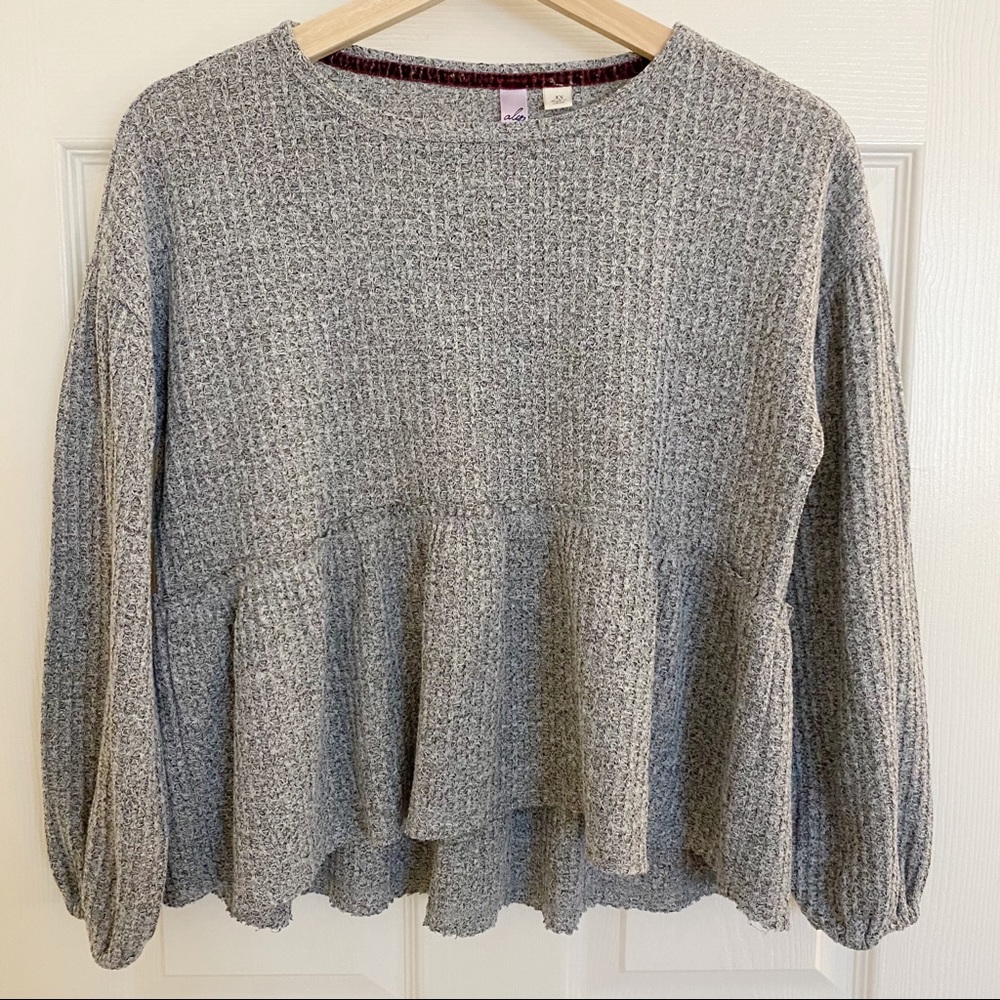 🤍 Alya waffle knit peplum top